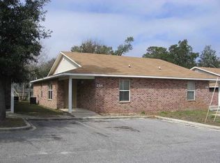 204 Classic Ct, Fort Walton Beach, FL 32548