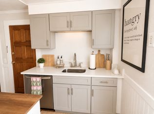 31 Alden St #2, Plymouth, MA 02360