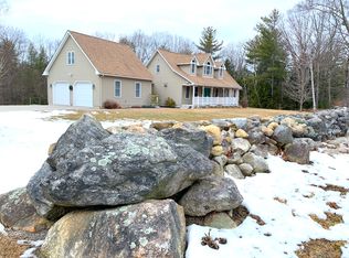 7 Old New Boston Rd, Mont Vernon, NH 03057