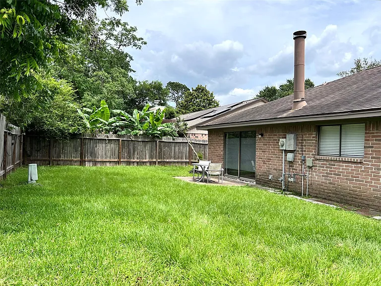 21414 Park Run Dr — Photo 25