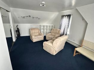 75 Columbine Ave, Merrick, NY 11566