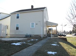 123 Maple Ave, Hanover, PA 17331