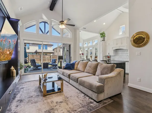 1313 Sundance Ln, Justin, TX 76247