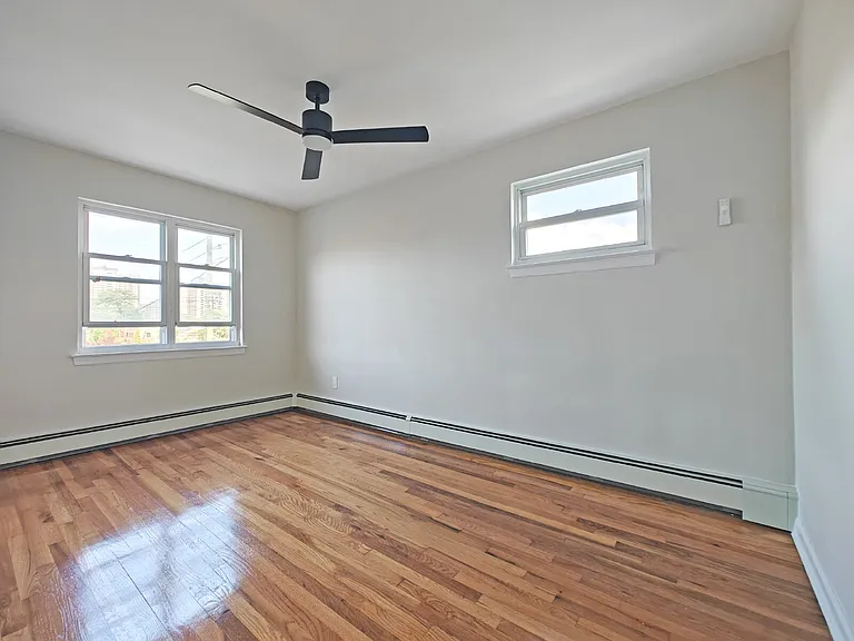 3001 Wickham Ave — Photo 10