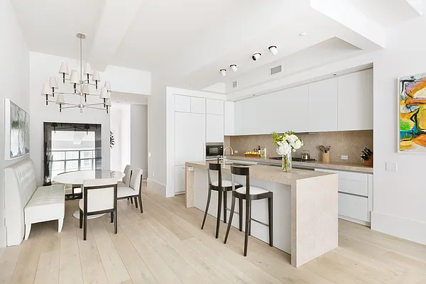 Rented by Compass | media 20