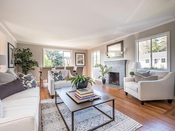 4th image of 1011 Villa Ave