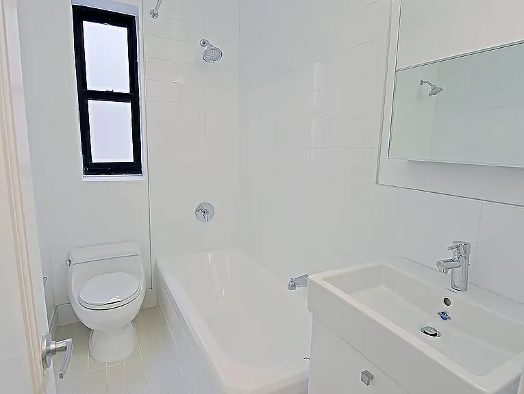 8 Gramercy Park #4J — Photo 4