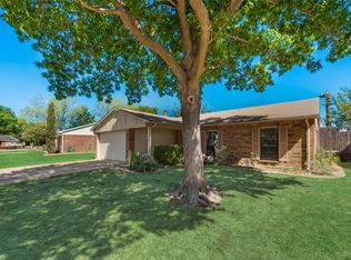 5533 King Dr, The Colony, TX 75056