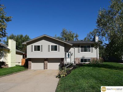 206 E Westplains Rd, Gretna, NE, 68028
