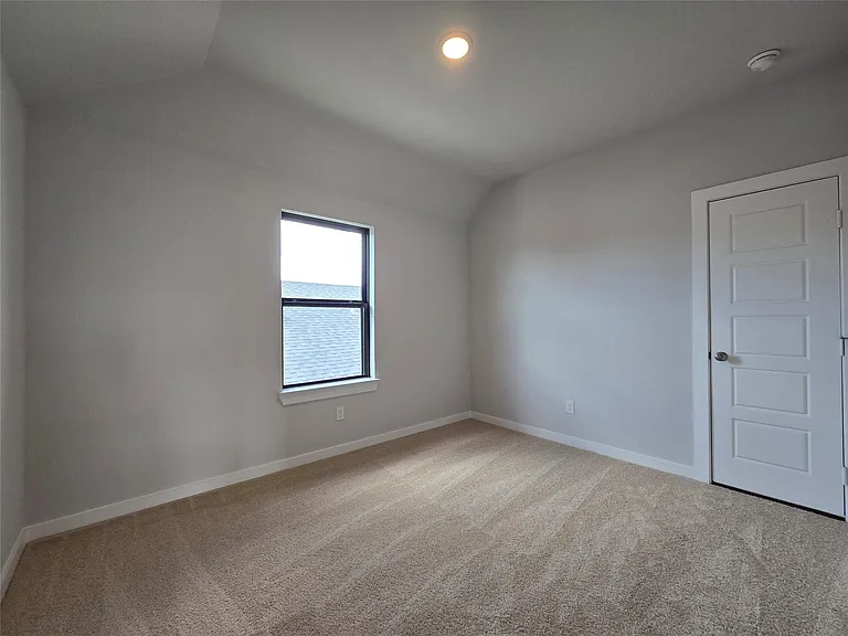 29710 Bur Creek Ln — Photo 17