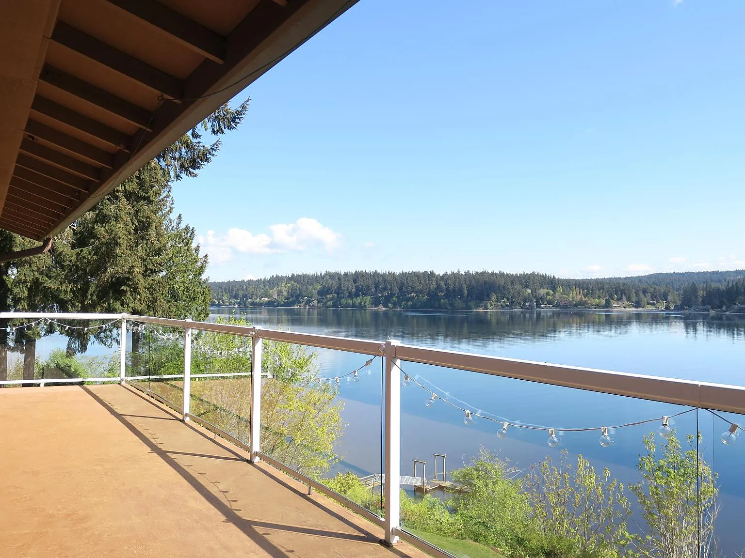 University Point Cir NE, Bremerton — Photo 3