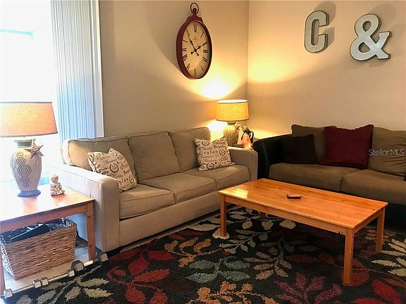 3rd image of 7078 Woodchase Glen Dr