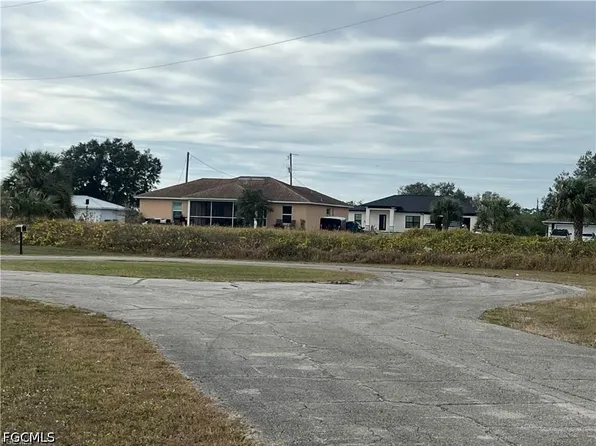 3007 Mecca Ct, Labelle, FL 33935