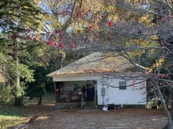 143 Heritage Ave, Forest City, NC 28043