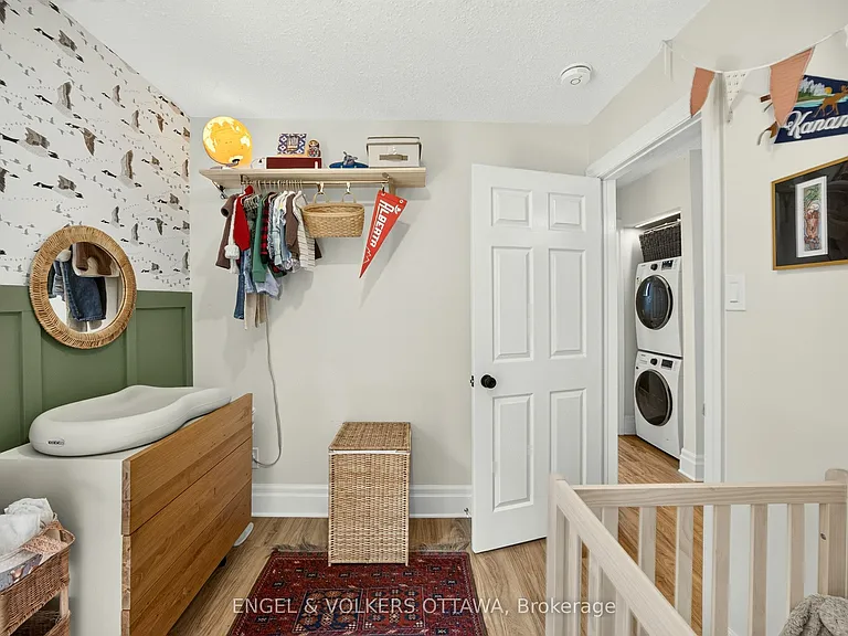 68 Lorne Ave — Photo 32