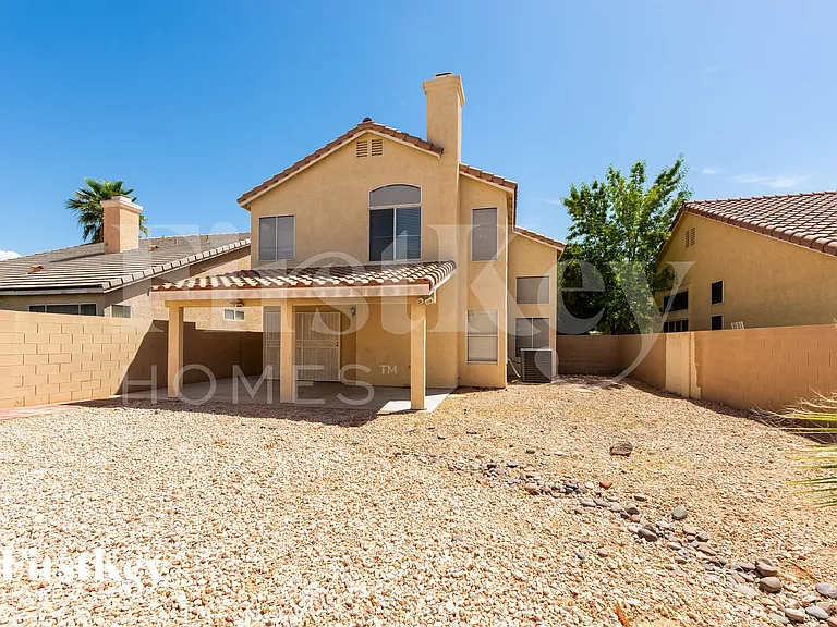 6067 Hidden Rock Dr — Photo 17