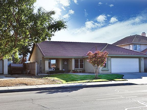 3rd image of 25715 Los Cabos Dr