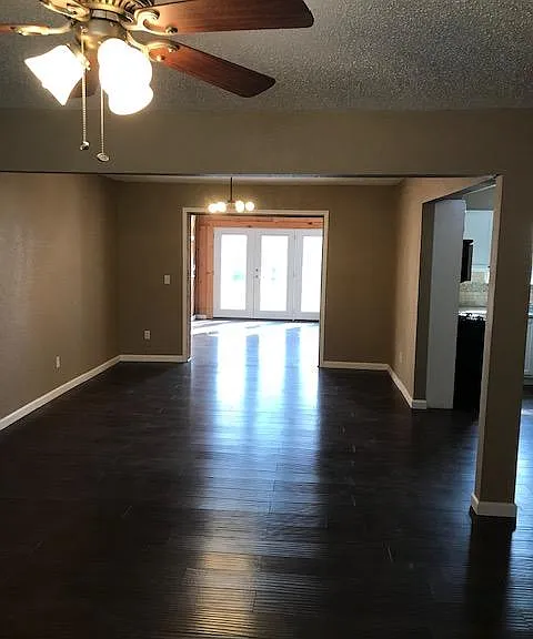 640 Reynolds Rd — Photo 24