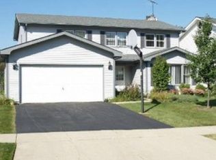 694 Eastchester Rd, Wheeling, IL 60090