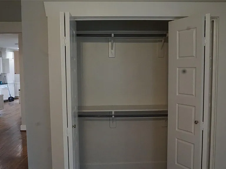 825 Algregg St — Photo 23