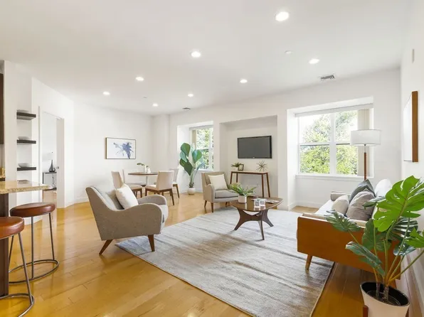 65 Beacon St APT 403, Somerville, MA 02143