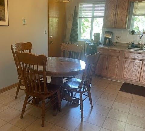 4th image of 203040 W Walnut Ct #2