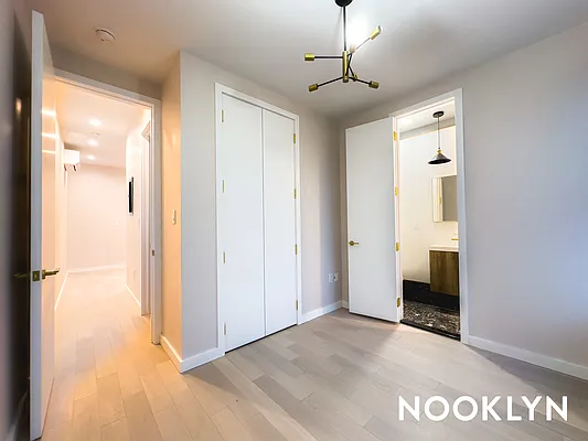 Rented by Jankos Group LLC | media 12