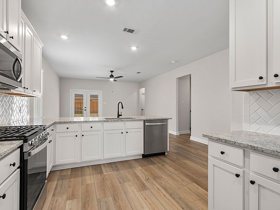 Make cooking a family even with a connected kitchen and dining room.