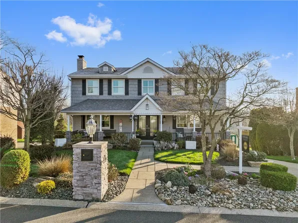 518 Lisa Dr, West Mifflin, PA 15122