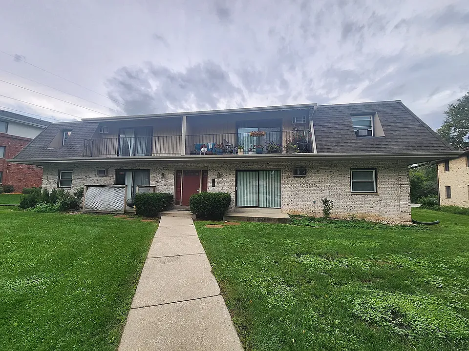 1745 S 115th Ct #6