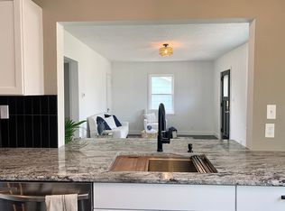 1121 4th St NW, Elk River, MN 55330