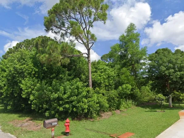 223 SW Marathon Avenue, Port St Lucie, FL 34953