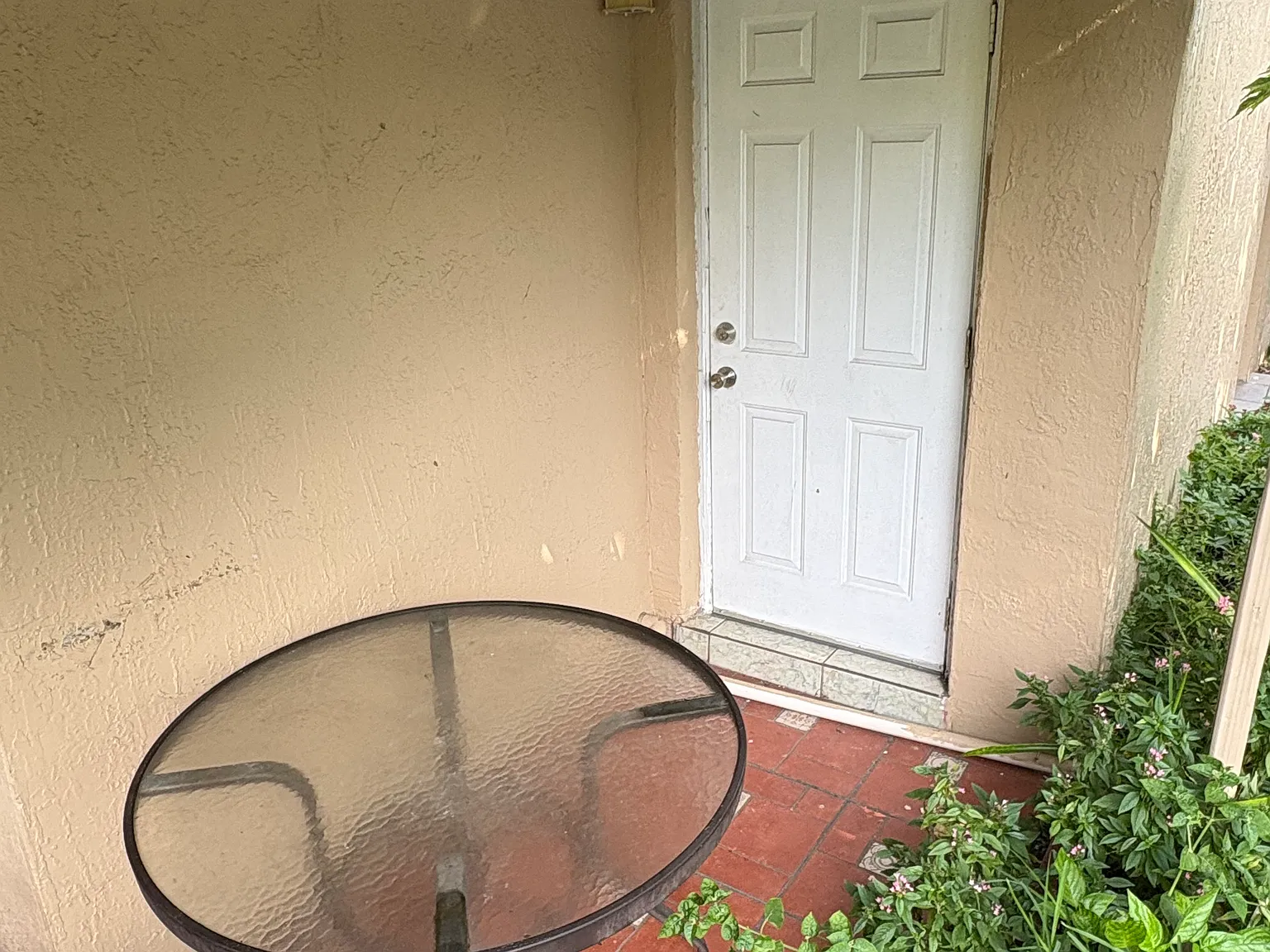 Studio, 300 sqft, $1,400 — Photo 3