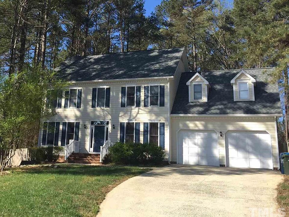 1st image of 11 Altmont Ct