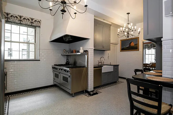 Sold by Brown Harris Stevens | media 43