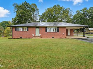 402 Edgewood St, Church Hill, TN 37642