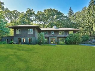 39 Windmill Rd, Armonk, NY 10504