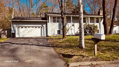 6 Mohegan Ct Photo 1