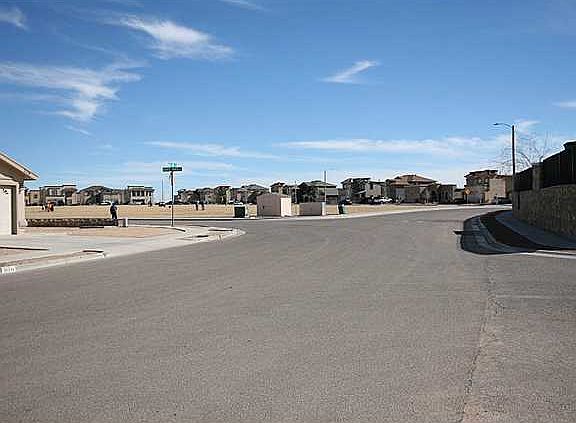 4th image of 3175 Blue Dirt Cir