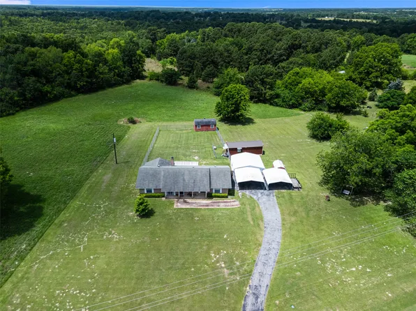 7422 Pacal Rd, Gilmer, TX 75645