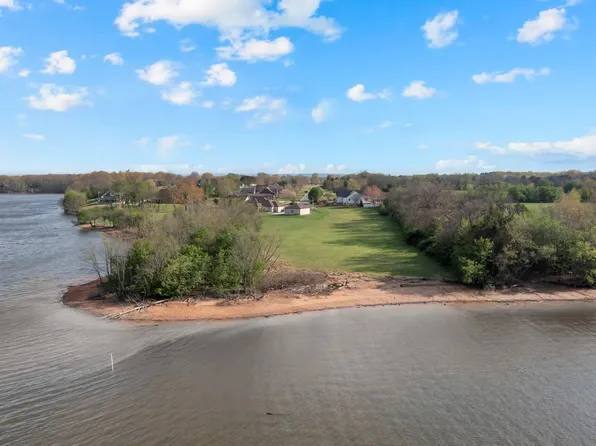 589 Bell Dr W, Winchester, TN 37398