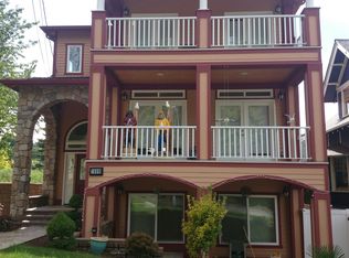 1809 30th Ave, Seattle, WA 98122