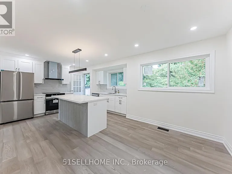 1253 Kensington Park Rd — Photo 2