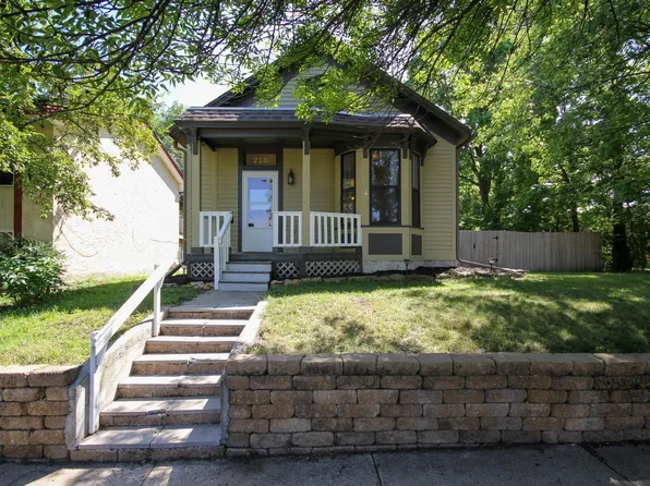 718 Watson Ave, Saint Paul, MN 55102