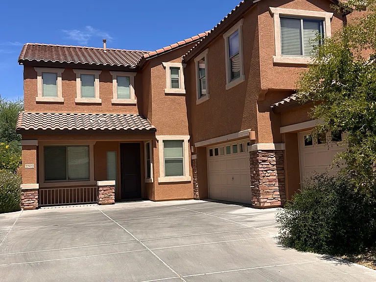 22922 N 40th Pl — Photo 25
