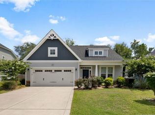 490 Stonebriar Ave, Raeford, NC 28376
