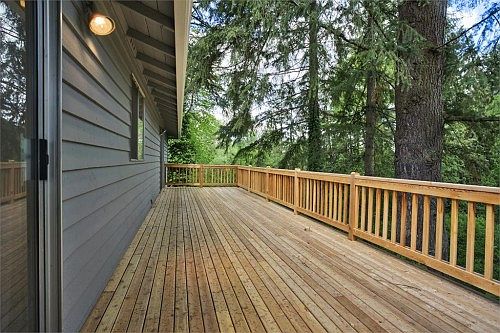 3rd image of 18606 NE 161st Pl