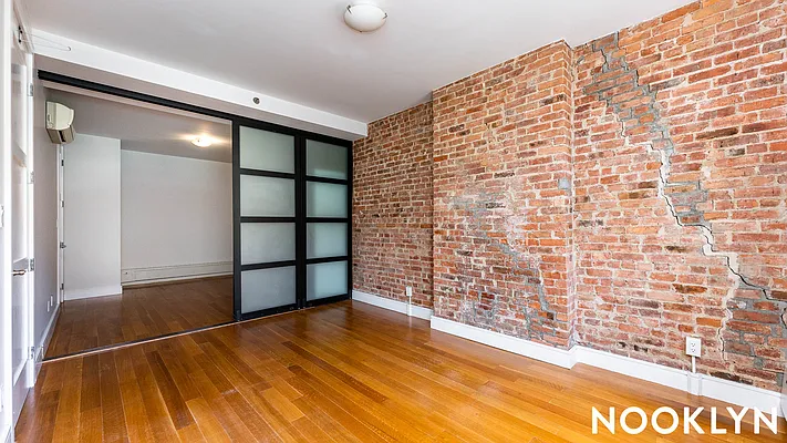 Rented by Nooklyn NYC LLC | media 28