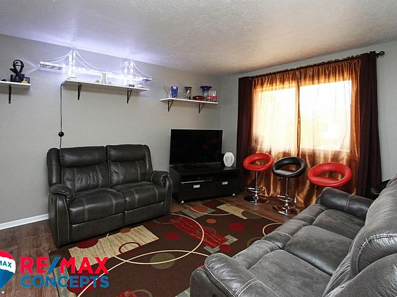 5th image of 2100 NW 57th St