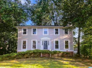 217 Russet Woods Dr, Birmingham, AL 35244